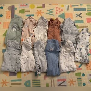 Lot of 11 Sleepsuits/Footies in sz 6-9M